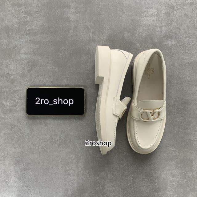 발렌티노로퍼