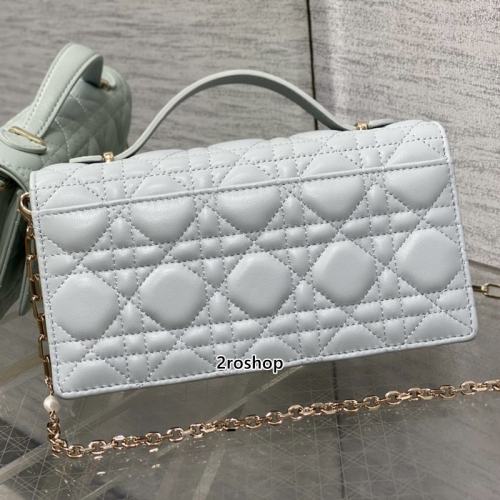 디올레이디백미스디올미니클라우드블루