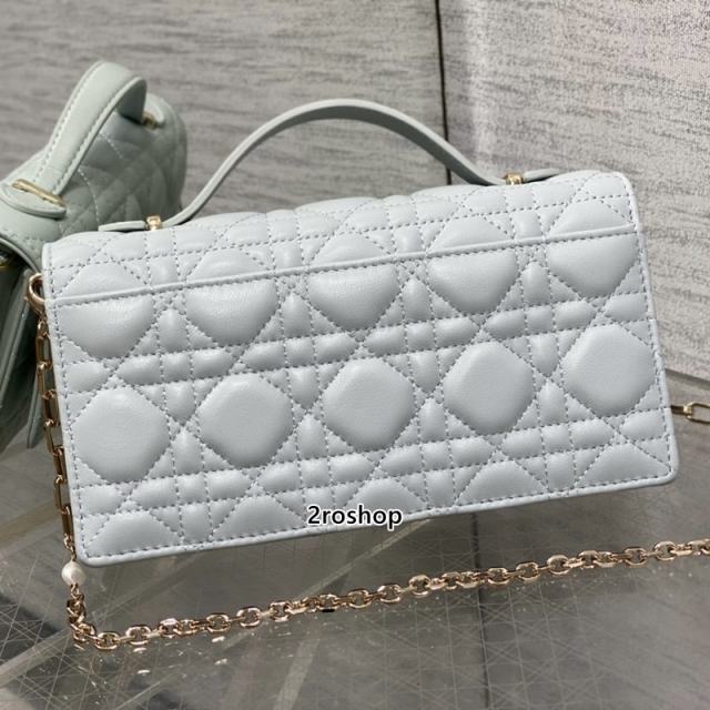 디올레이디백미스디올미니클라우드블루