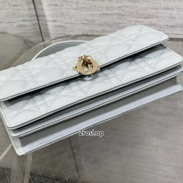 디올레이디백미스디올미니클라우드블루