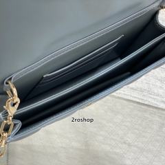 디올레이디백미스디올미니블루