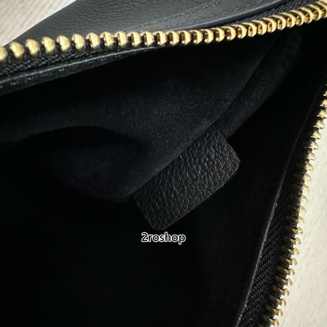 셀린느엘로이즈백스몰