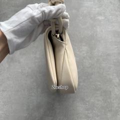 로에베파세오사첼백