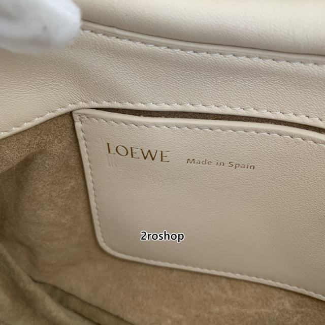 로에베파세오사첼백