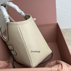 미우미우아이비백