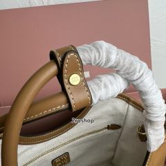 미우미우아이비백브라운가죽