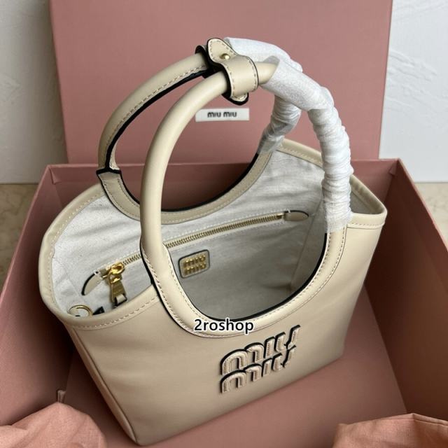 미우미우아이비백