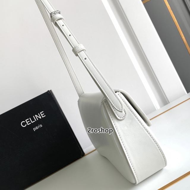 셀린느롤라백미듐