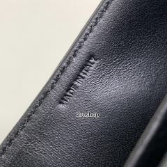 셀린느롤라백미듐