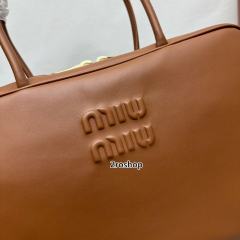 미우미우탑핸들백