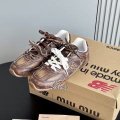 미우미우운동화