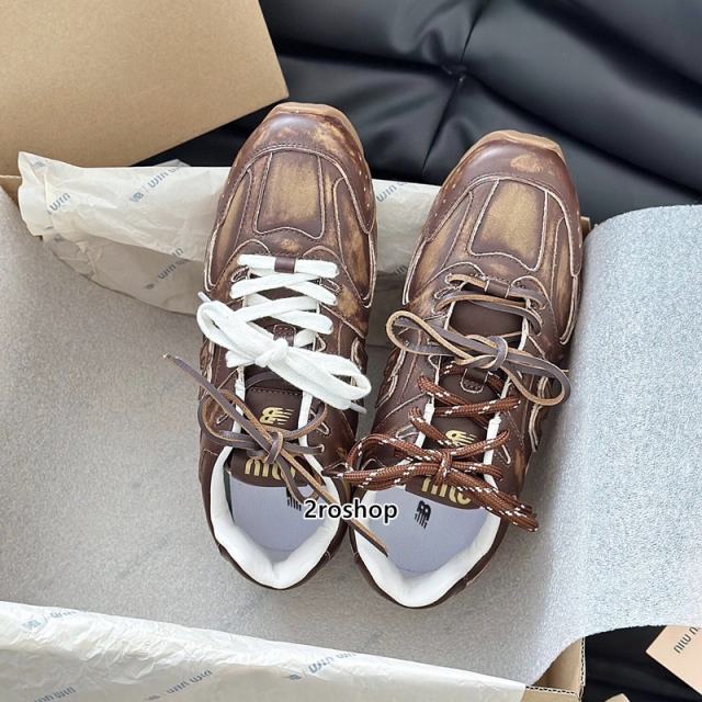 미우미우운동화