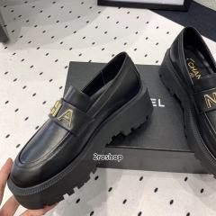 샤넬로퍼