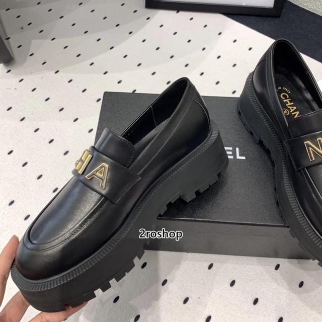 샤넬로퍼