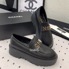 샤넬로퍼