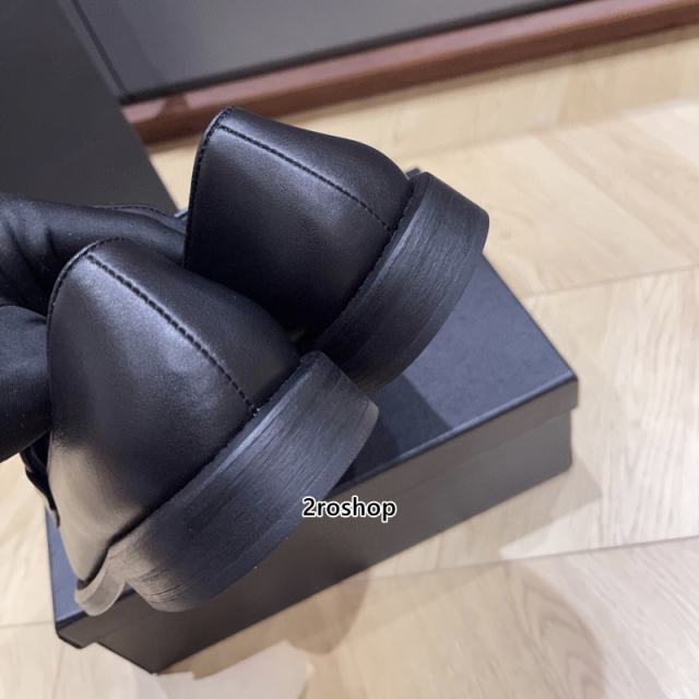 샤넬로퍼