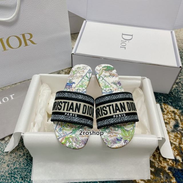 디올디웨이슬리퍼