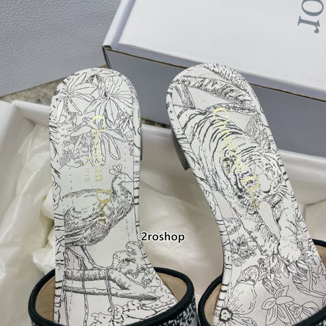 디올디웨이슬리퍼