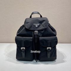프라다백팩