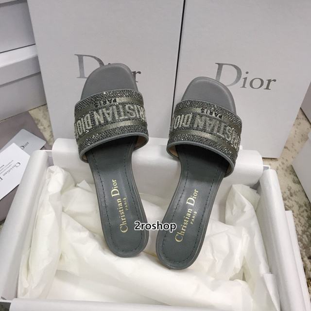 디올디웨이슬리퍼