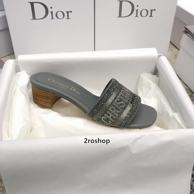 디올디웨이슬리퍼