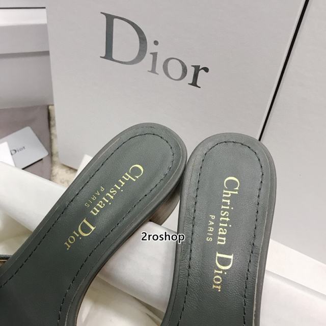 디올디웨이슬리퍼