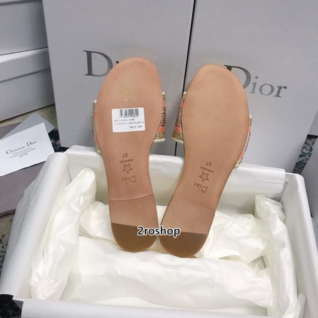 디올디웨이슬리퍼