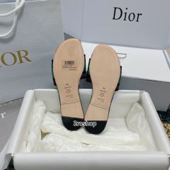 디올디웨이슬리퍼