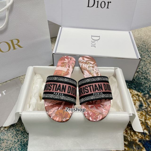 디올디웨이슬리퍼