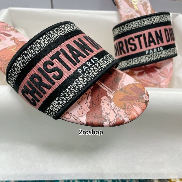 디올디웨이슬리퍼