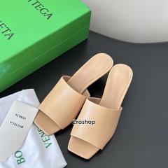 보테가베네타슬리퍼