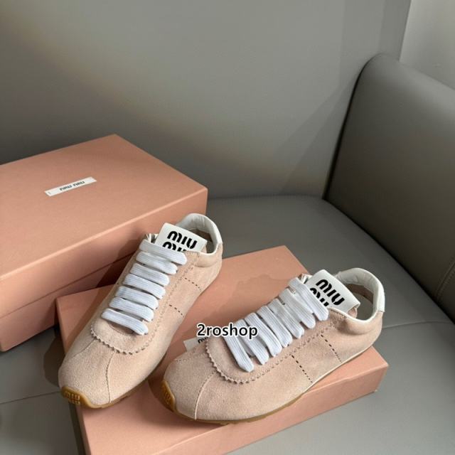 미우미우스니커즈