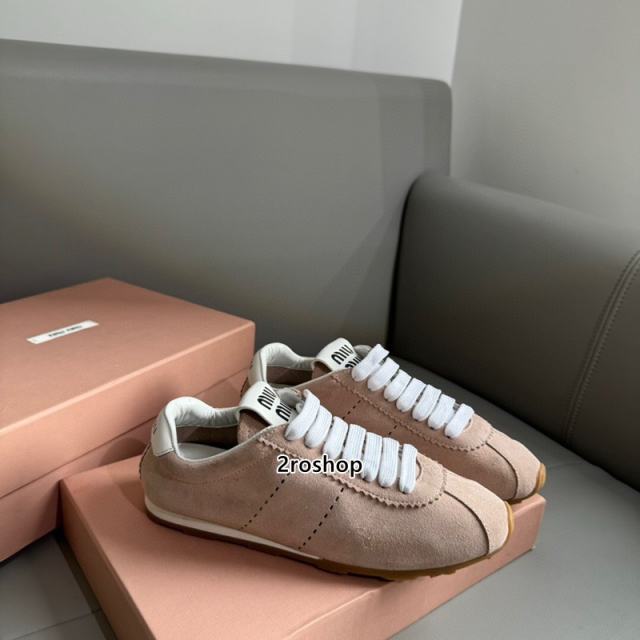 미우미우스니커즈