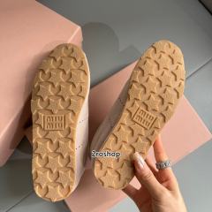 미우미우스니커즈