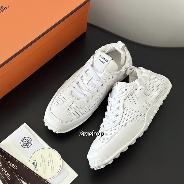 에르메스스니커즈