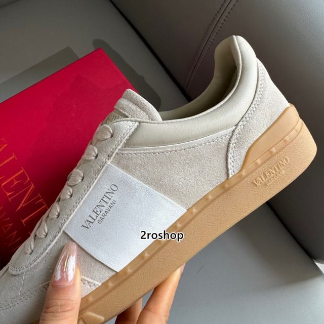 발렌티노스니커즈