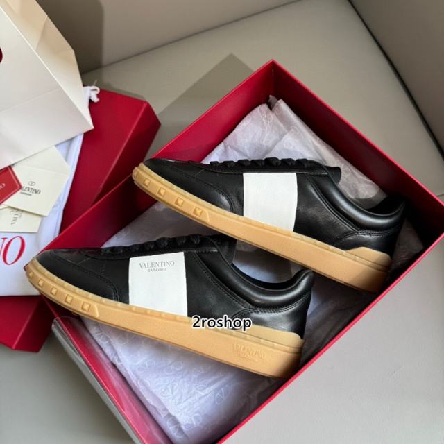 발렌티노스니커즈