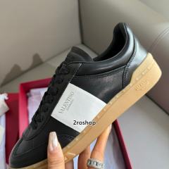 발렌티노스니커즈