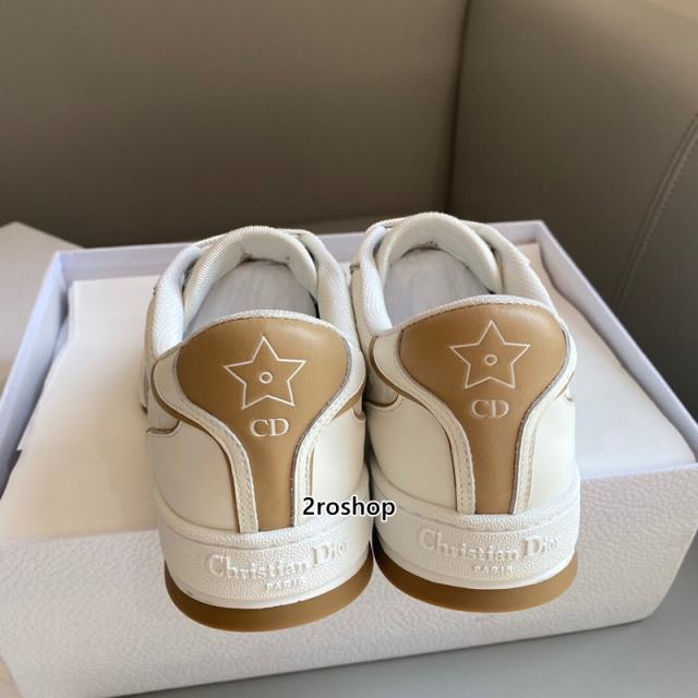 디올스니커즈