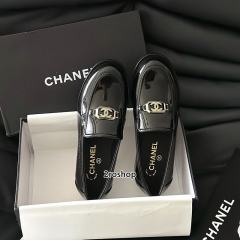 샤넬로퍼