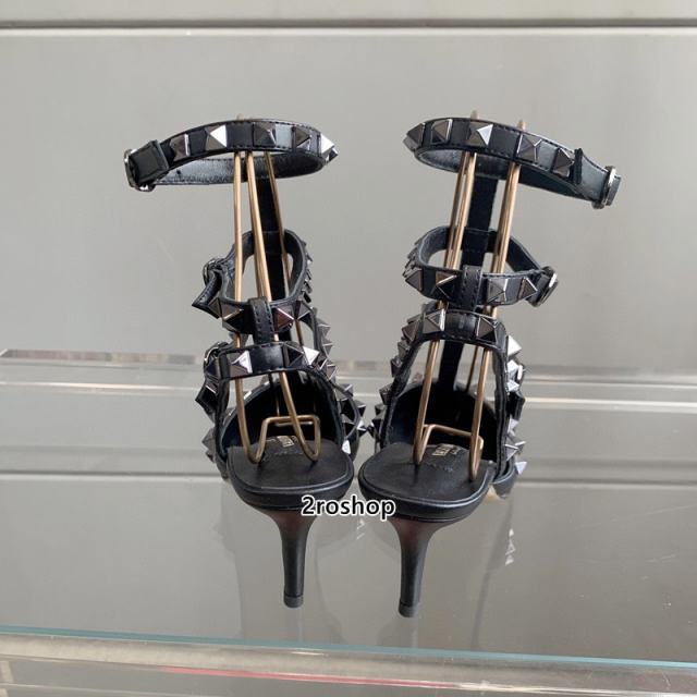 발렌티노샌들힐