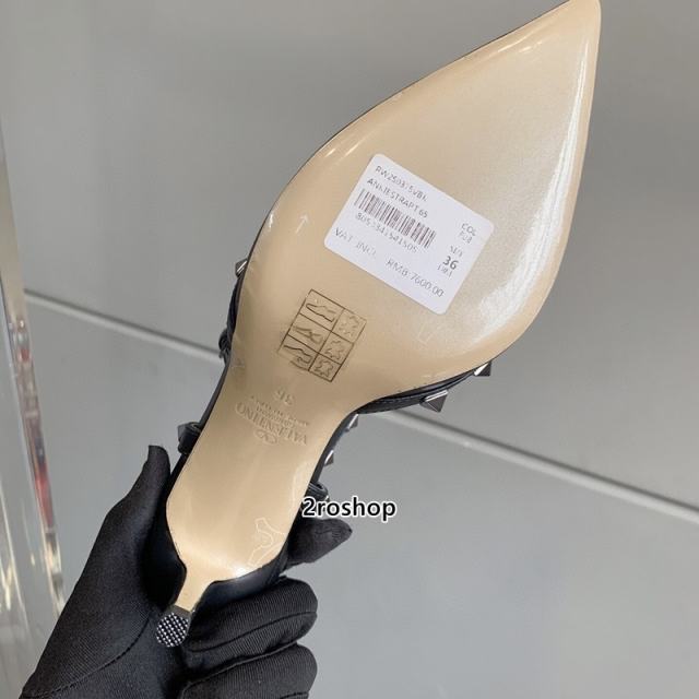 발렌티노샌들힐