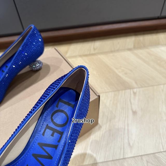 로에베하이힐