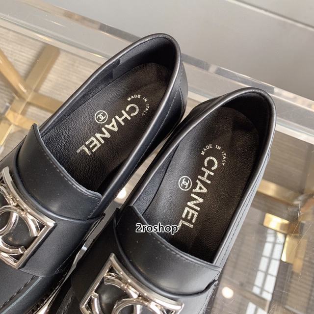 샤넬로퍼