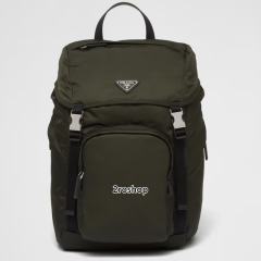프라다백팩