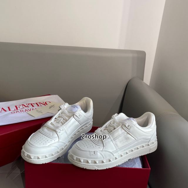 발렌티노스니커즈