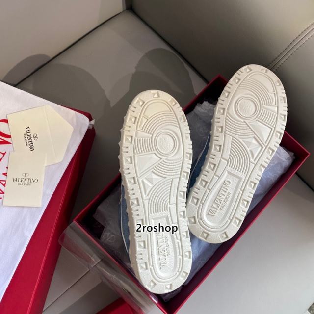 발렌티노스니커즈