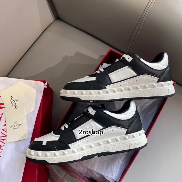 발렌티노스니커즈