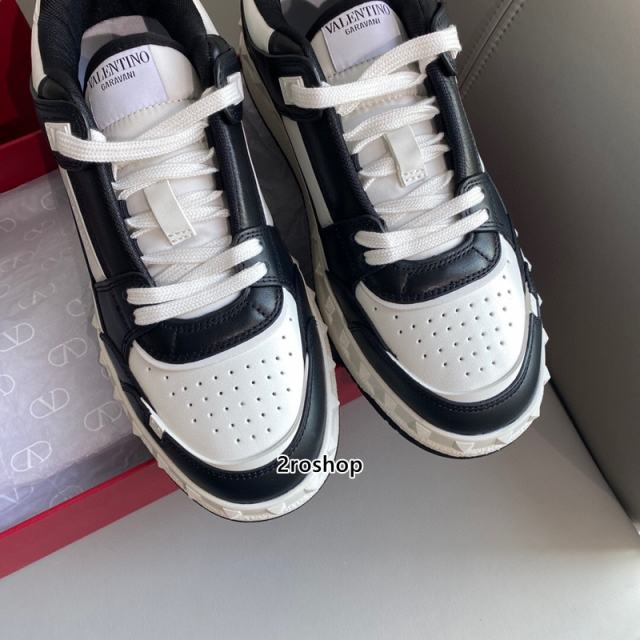 발렌티노스니커즈