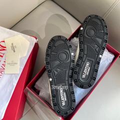 발렌티노스니커즈